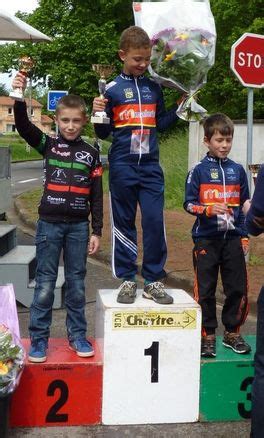 Des Podiums Pour Les Jeunes Cyclistes Cours 69470