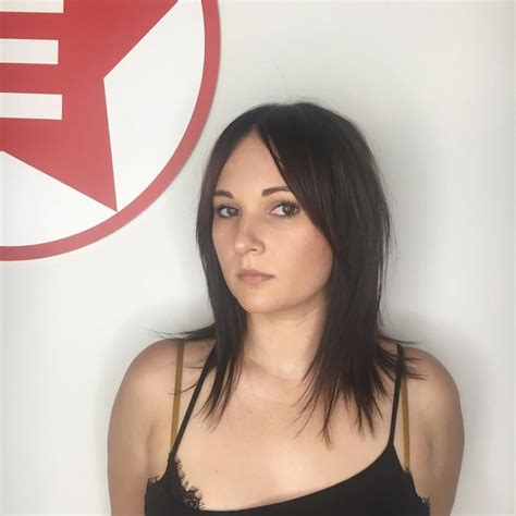 Long Brunette Layered Hair With Fringe Ends And Face Framing Layers The Latest Hairstyles For