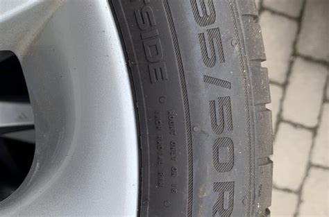 Sommardäck Nokian Hakka Blue 3 88V - 195/50 R16 med alufälga säljes i ...