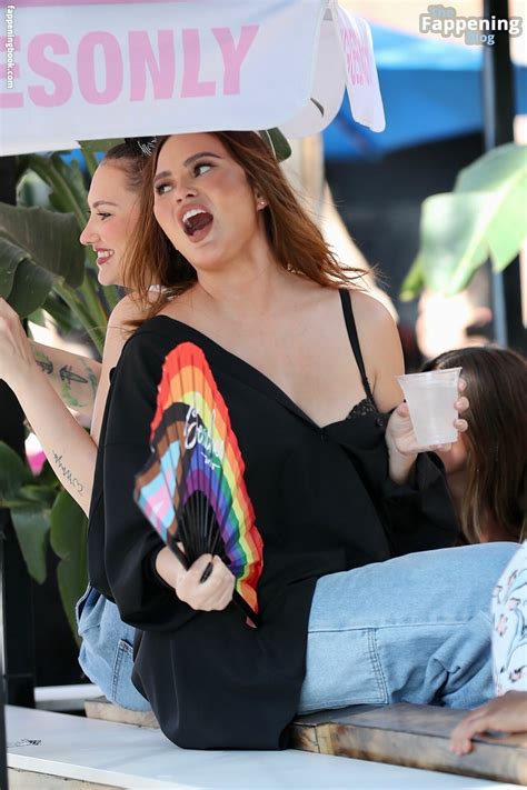 Chrissy Teigen Nude OnlyFans Leaks Fappening Page 3 FappeningBook