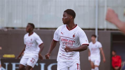 Il Parma La Parentesi A Palermo E La Trafila Con Il Milan Il Futuro