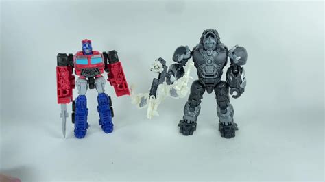 Possible First Look At Transformers: Rise Of The Beasts Optimus Prime And Optimus Primal ...