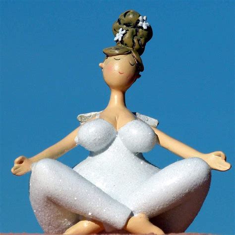 Yogafigur Dekofigur Dicker Schutz Engel Dicke Nana Dicke Beim Yoga