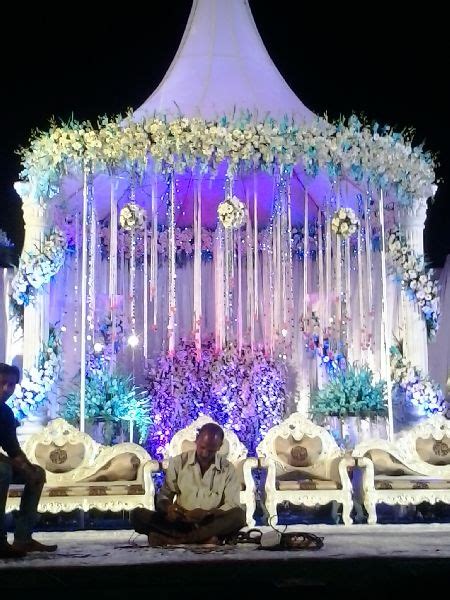 Stage Flower Decoration at Rs 90,000 / Set in Mumbai - ID: 3258096 ...