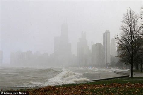 65 Mph Winds Creating Freak Waves That Slam Cars In Chicago Daily