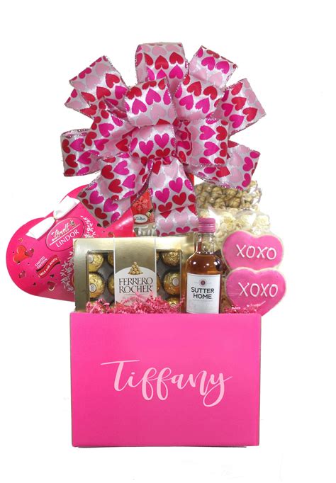 Array of Gifts Houston-Monogrammed Valentine Basket Delivery