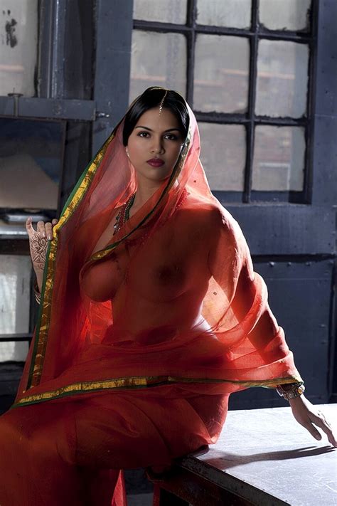 Pari Official Saree Interviewsexhdin Indian Ftv Nude PicGallery Porn Pic