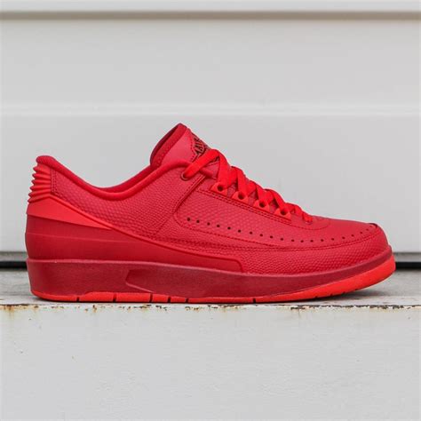 Jordan Men Air Jordan Retro Low Red Gym Red Hyper Turq