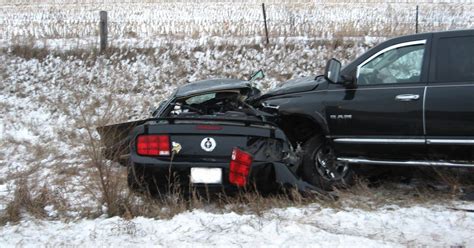 Woman Dead After 2 Vehicle Crash In Wisconsin Cbs Minnesota