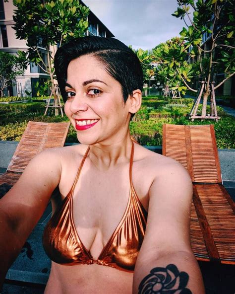 Hot Sexy Naina Redhu Bikini Pics