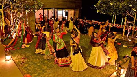 In pics: Gujarat swings to garba beats | The Times of India