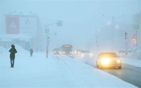 Метели и лавины. Во Всемирный день снега засыплет 14 регионов России