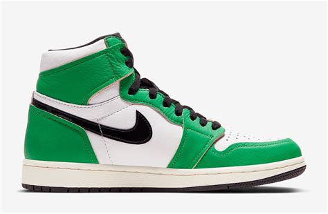 AIR JORDAN 1 HIGH OG WMNS LUCKY GREEN OFFICIALLY LOOK | DailySole