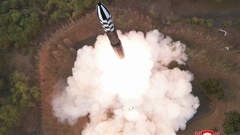 La Cor E Du Nord Confirme Avoir Tir Un Missile Balistique