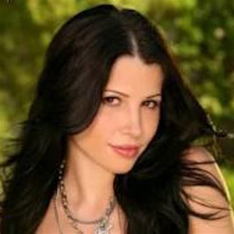 Rebeca Linares And Scott Nails In Sophia Santis Juice Telegraph