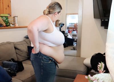 Chloe BBW Profile ManyVids Tumbex