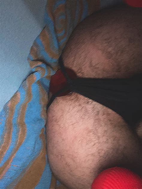 Big Hairy Ass In Red Knee Socks Pics Xhamster