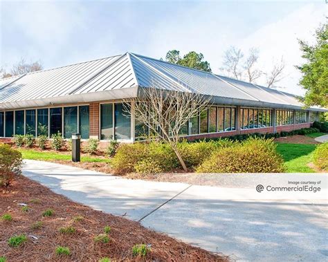 500 Gregson Drive, Cary, NC 27511 | CommercialCafe.com