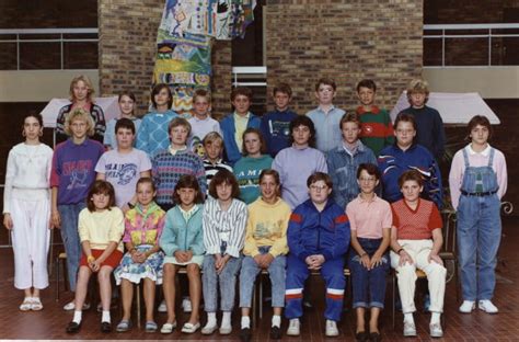 Photo De Classe 5 Eme De 1988 Collège Claude Debussy Copains Davant