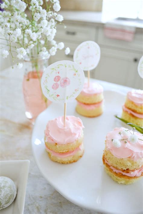 Simple Naked Cupcakes My Uncommon Slice Of Suburbia