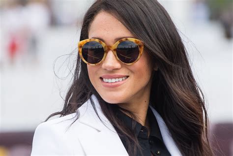 Meghan Markle Wearing Illesteva Sunglasses October 2018 Popsugar Fashion Photo 4