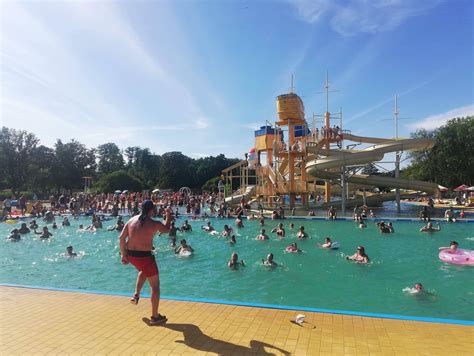 Aquapark W Kompleksie Planeta Zalesie Gotowy Na Przyj Cie Go Ci