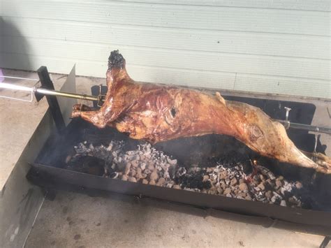 DIY CHEAP SPIT ROAST/PIG SPIT : 7 Steps - Instructables