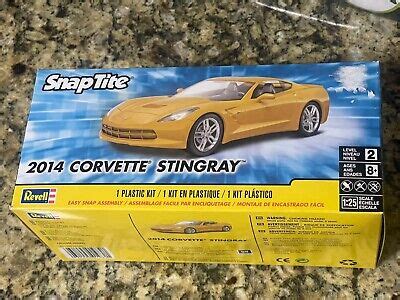 Revell Scale Chevy Corvette Stingray Snaptite Plastic