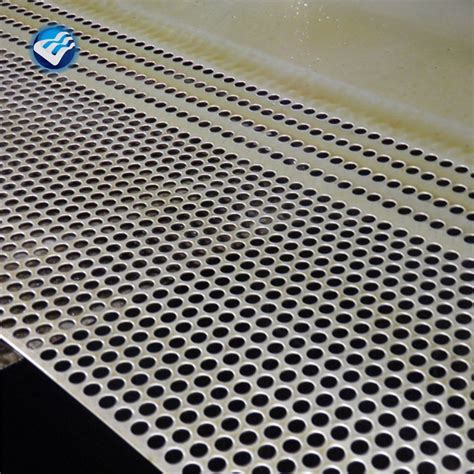 Iron Hexagonal Perforated Mesh Wall Panel High Quality Decorative