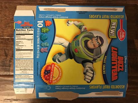 2002 Betty Crocker Disney Buzz Lightyear Fruit Snacks Toy Story