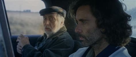 Crítica de Humo bajo el agua Mariano Martínez y Rodrigo Guirao en una historia de amor gay