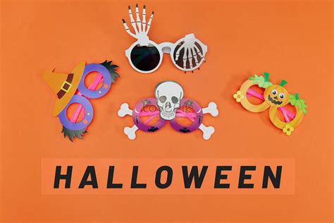 Halloween Skeleton Toys And Glasses Picture And HD Photos | Free ...