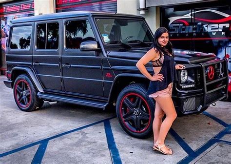 Modern Family Actress Ariel Winter Goes Custom on Her G-Wagon ...