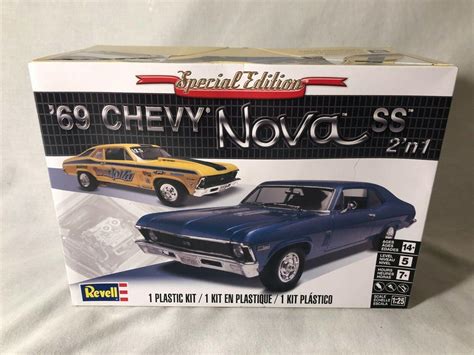 Revell 1969 Chevy Nova Ss 2n1 125 Model Kit 85 2098 New Niob