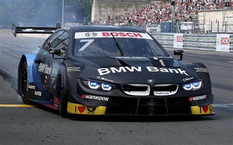 Bmw Dtm Wallpapers Top Free Bmw Dtm Backgrounds Wallpaperaccess