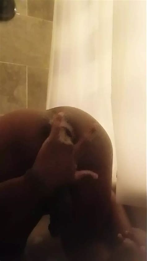 Anaal Mijn Kontgaatje Schoonmaken Met Zeep En Een Dildo Xhamster