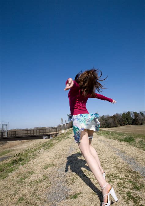 Rika Yuuki Asian Teen Babe Is A Model