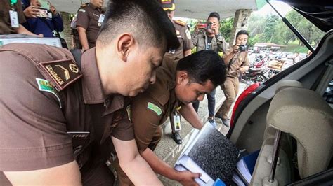 Dugaan Korupsi Dana Operasional Kejari Lhokseumawe Geledah Dan Segel