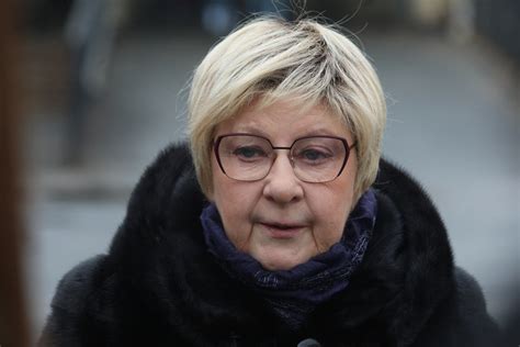 "Меня так воспитали": Актриса Соколова рассказала, как приютила семь ...