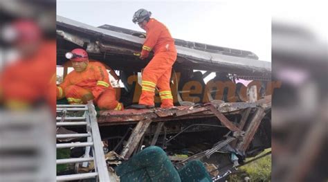 6 muertos y 23 heridos en choque entre autobús y volquete TELEMAR