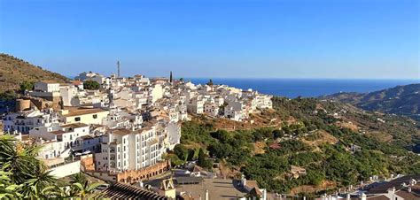 The 20+ BEST Frigiliana Beaches | TOP 3 Beach Areas in 2024