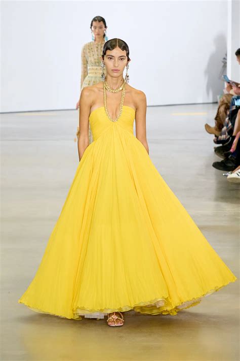 Giambattista Valli Spring 2023 Ready To Wear Collection Artofit