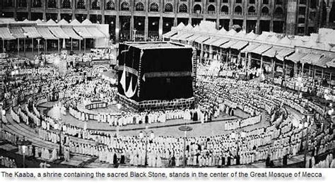 S T R A V A G A N Z A: ISLAMIC PILGRIMAGE TO MECCA