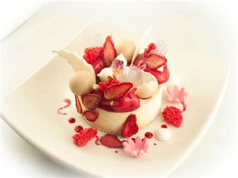 Vacherin Glace Vanille Sorbet Cerise Fruits Rouge Champagne