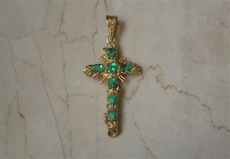 Mid Century Emerald Cross Vintage Estate C1960 18k Gold 5 00tcw