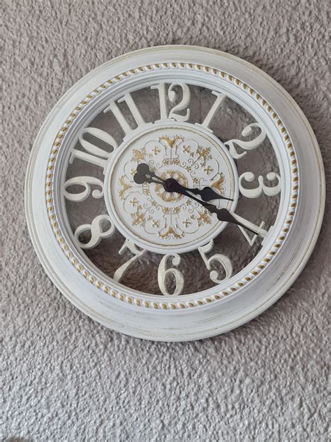 Relaxdays XL Wall Clock Vintage Style Quiet Hanging Clock In Romantic