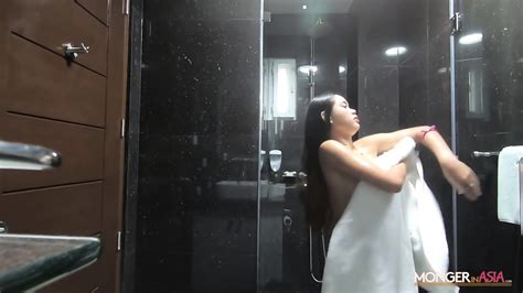 Horny Foreigner Breeds A Busty Filipina Whore