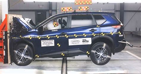 La Nissan Rogue Recibi Estrellas De La Nhtsa En Protecci N Del