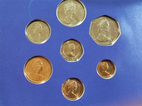 Queen Elizabeth Ii Royal Mint Uncirculated Coin Collection 1983