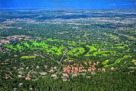 Great view of The Broadmoor Golf Club, Colorado Springs : r/golf